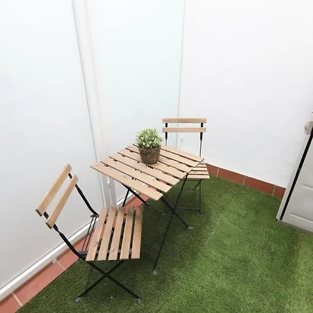 Apartment Rentalsevilla Patio En La Esencia De Triana *
